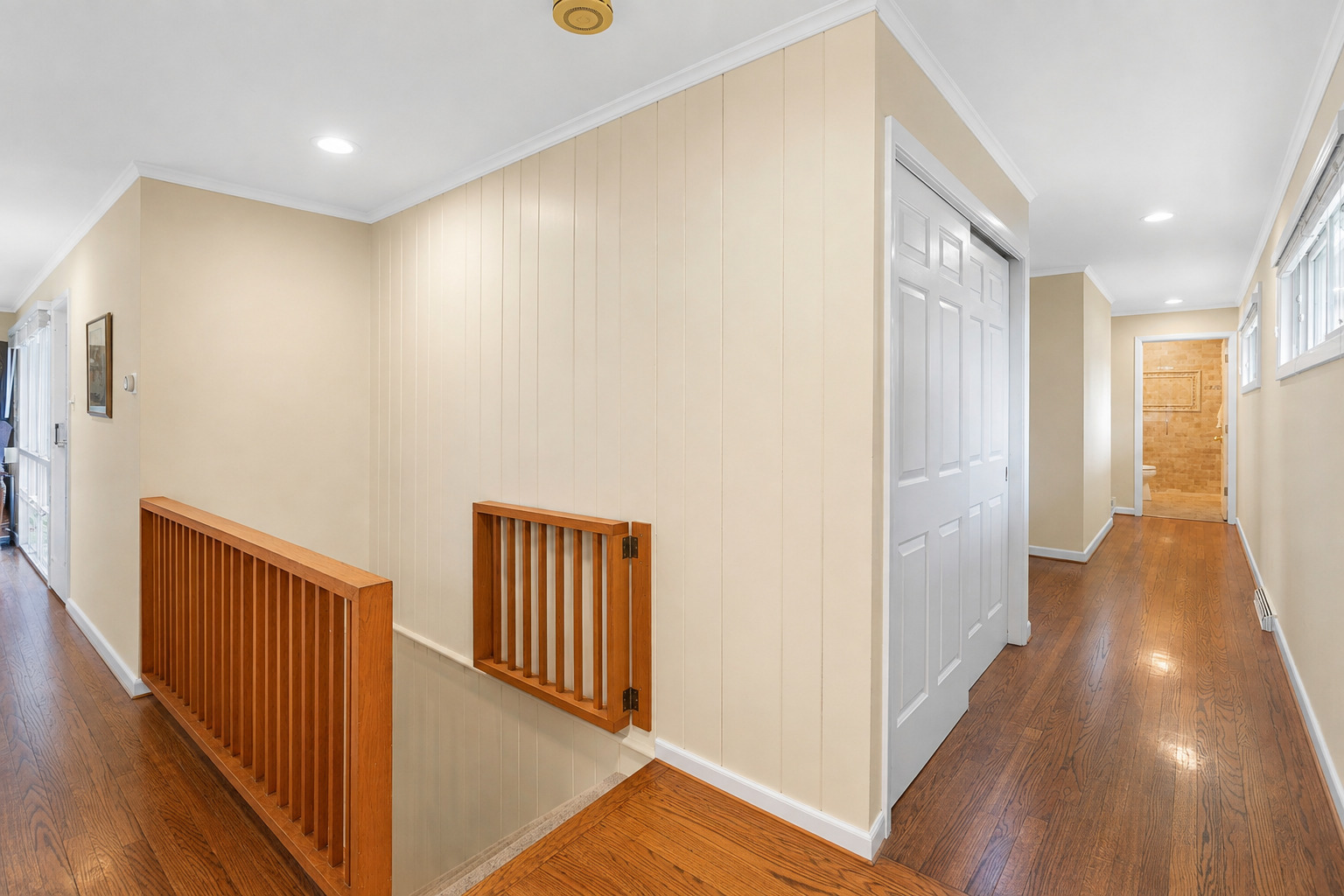 property viewer photo 7
