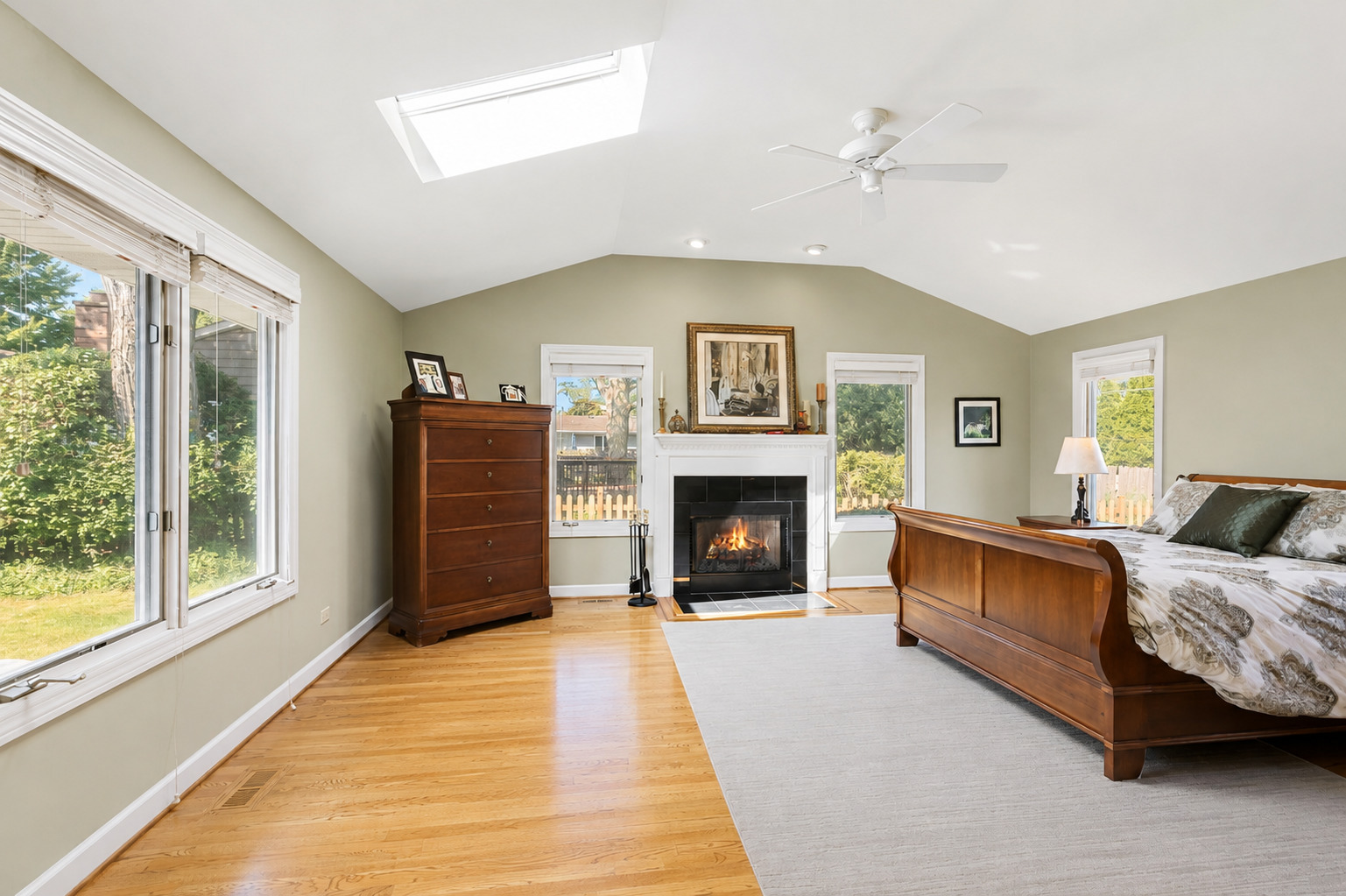 property viewer photo 8