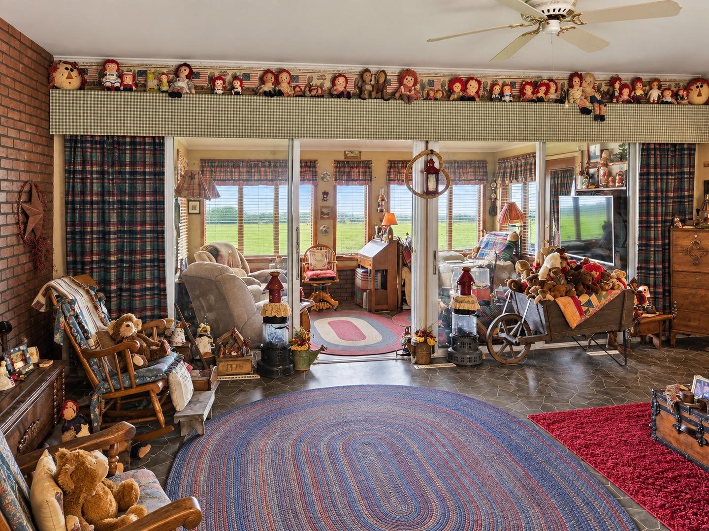 main property photo 15