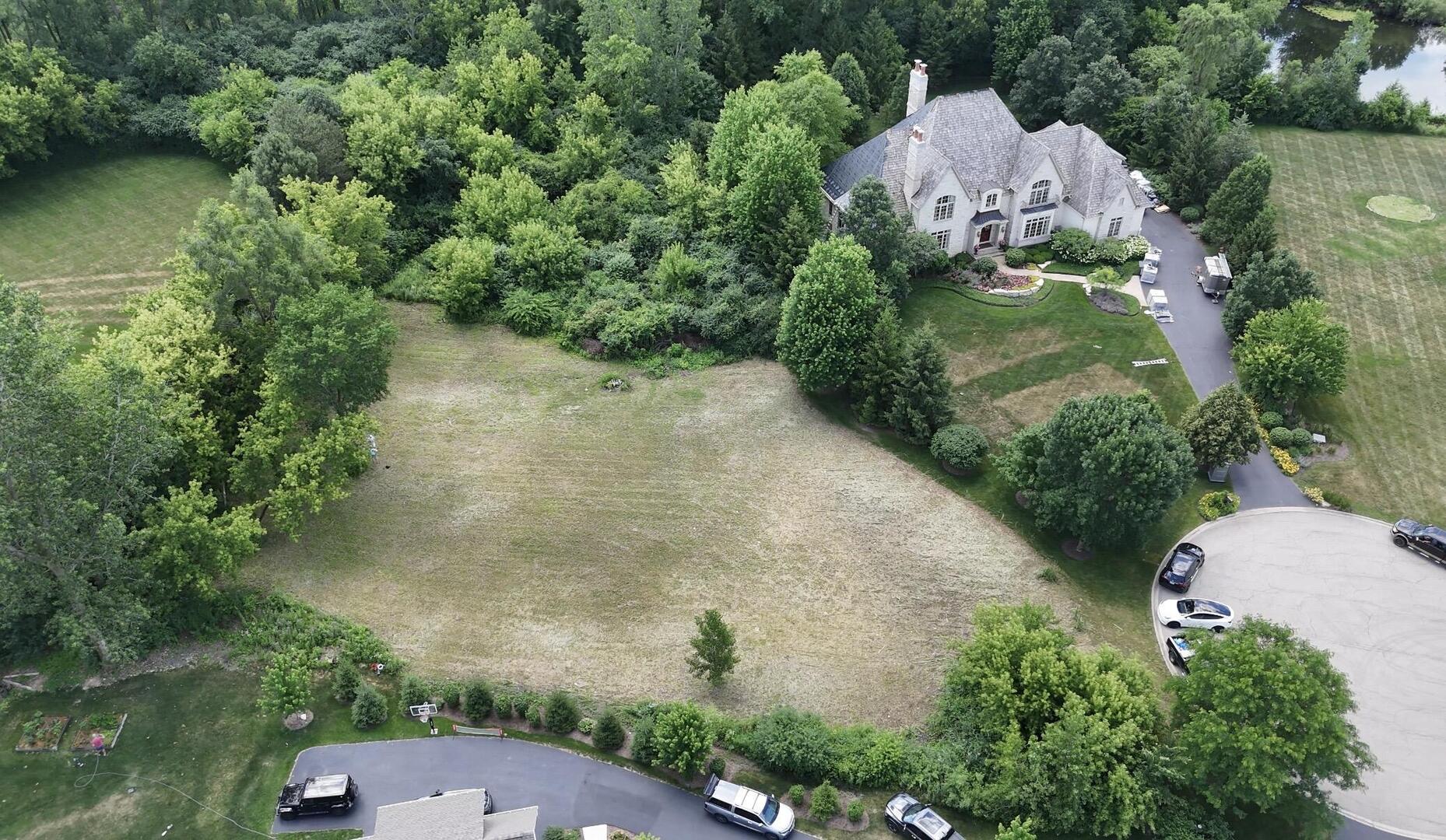main property photo 4