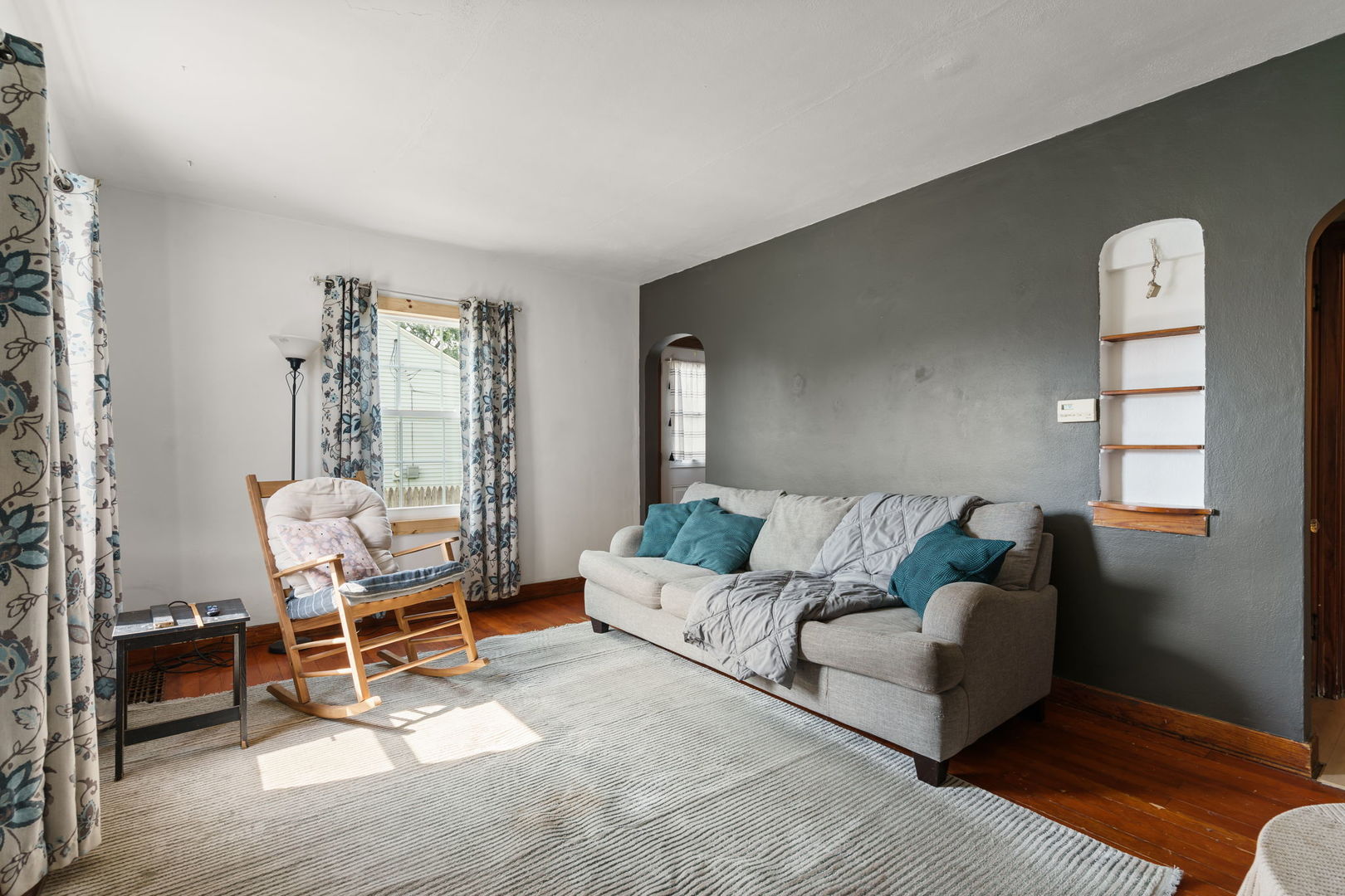 main property photo 5