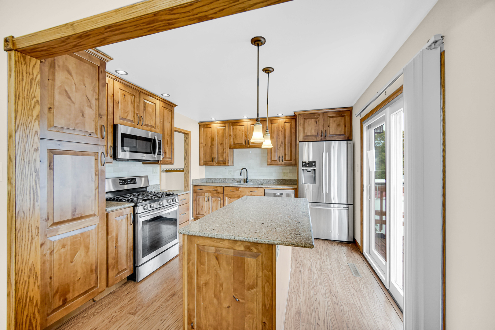main property photo 7