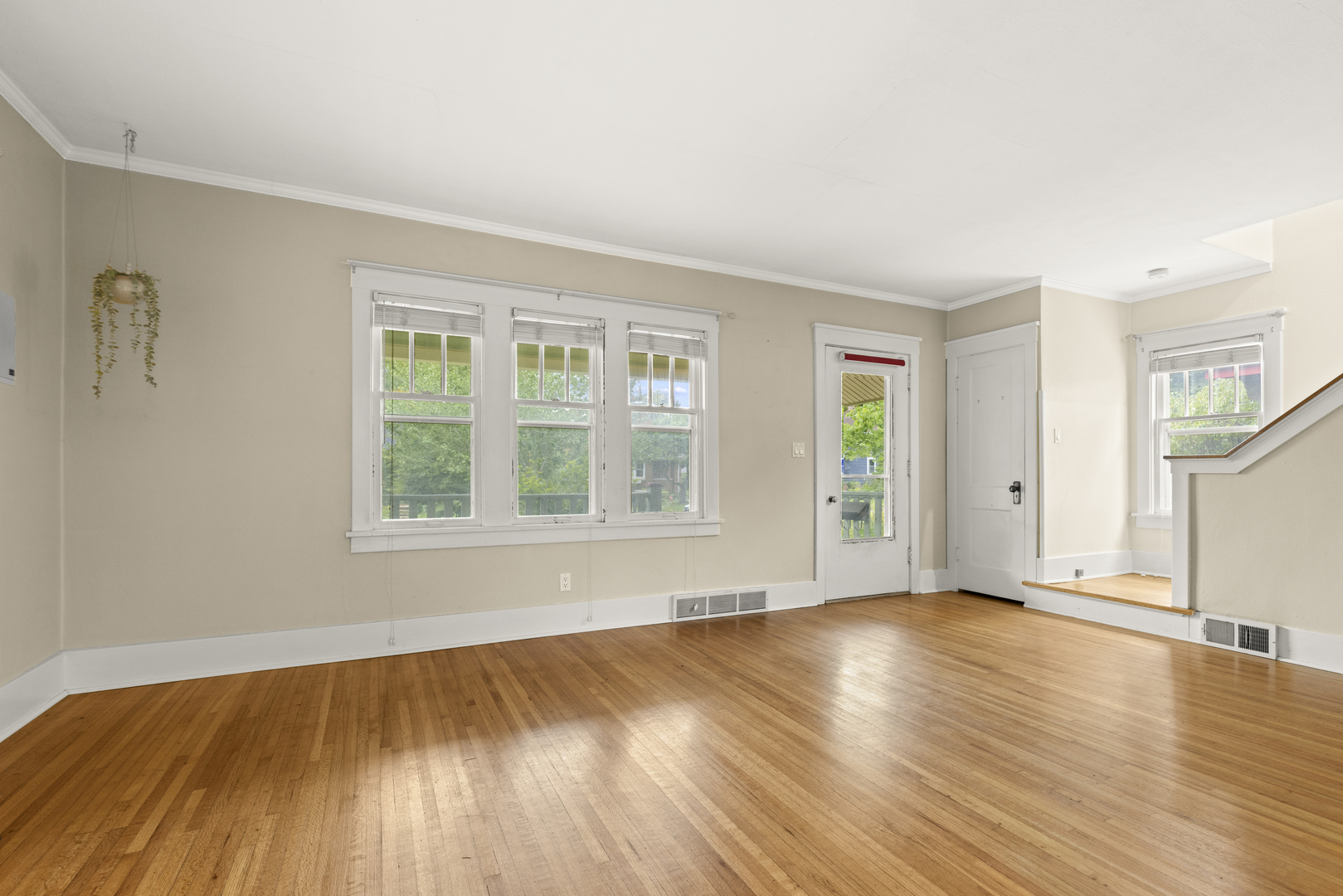 property viewer photo 1