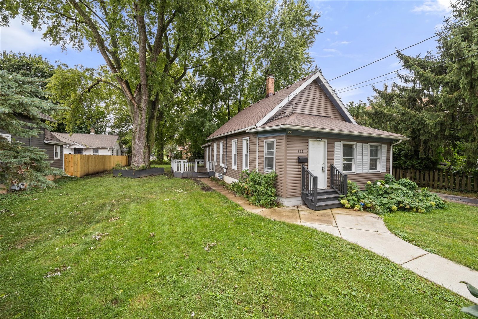 main property photo 1