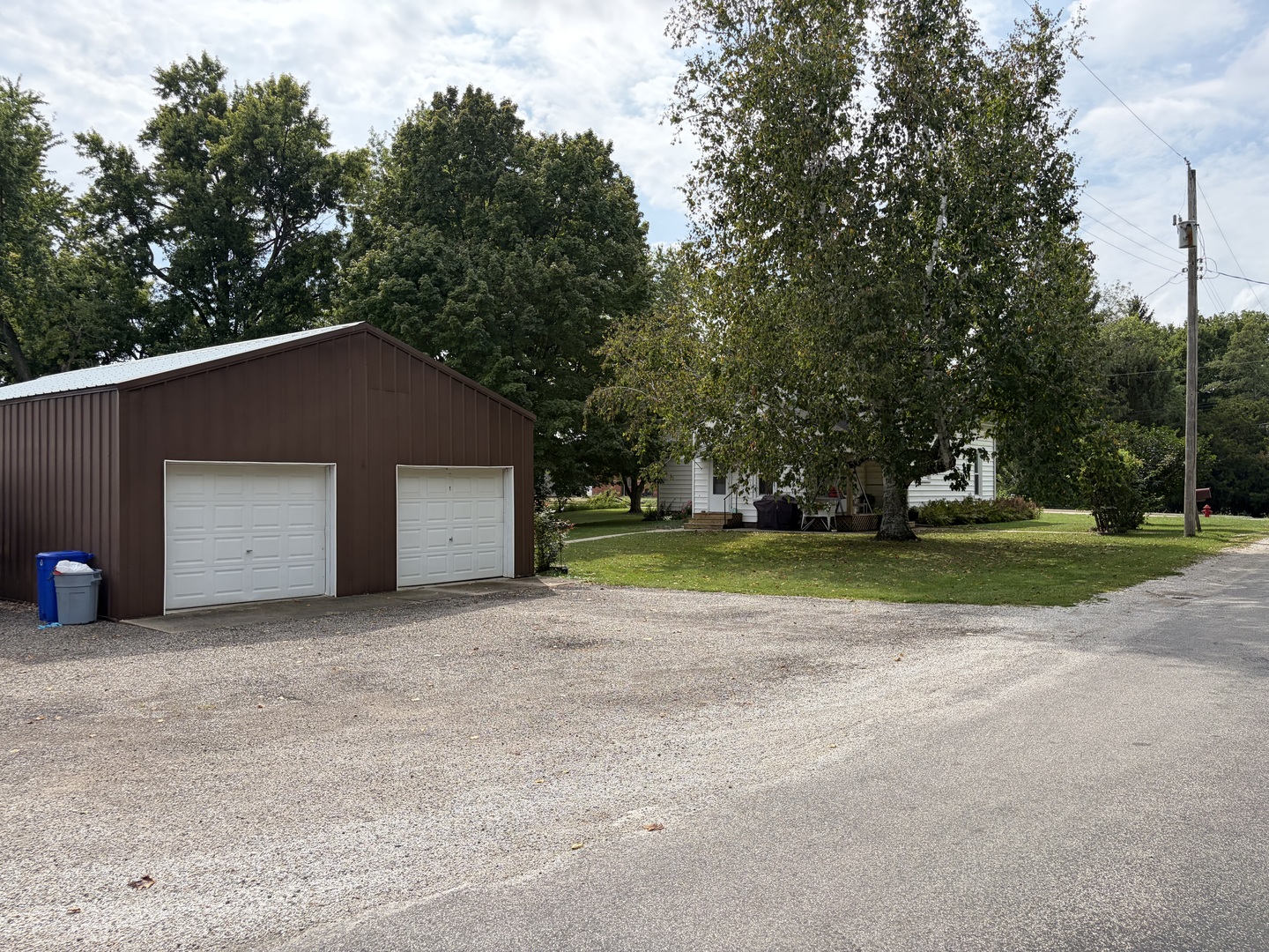 main property photo 43