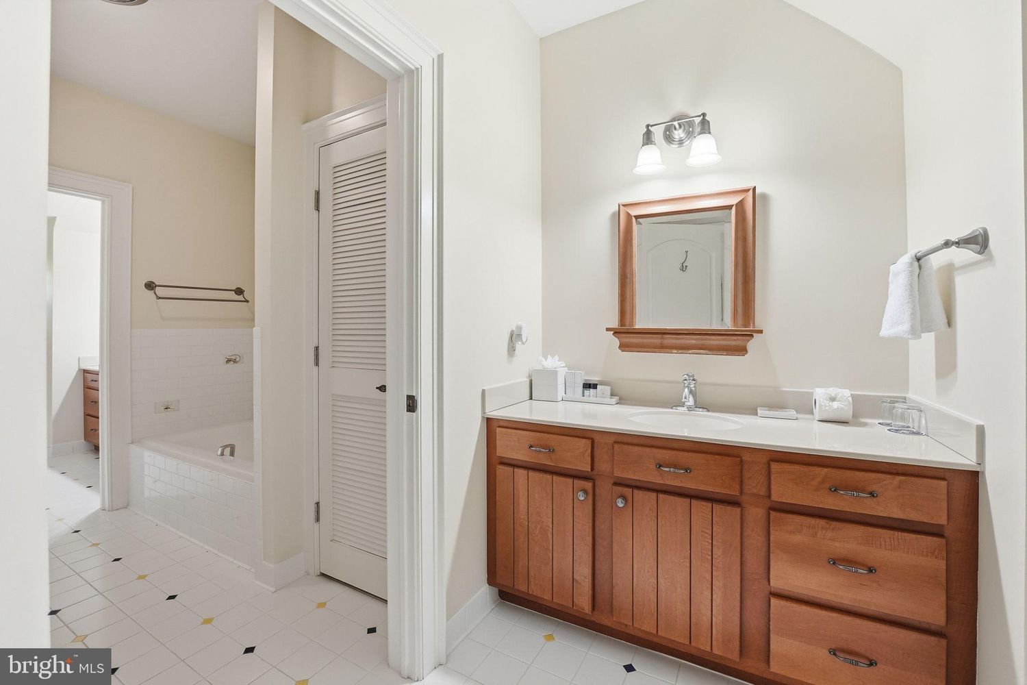 main property photo 63