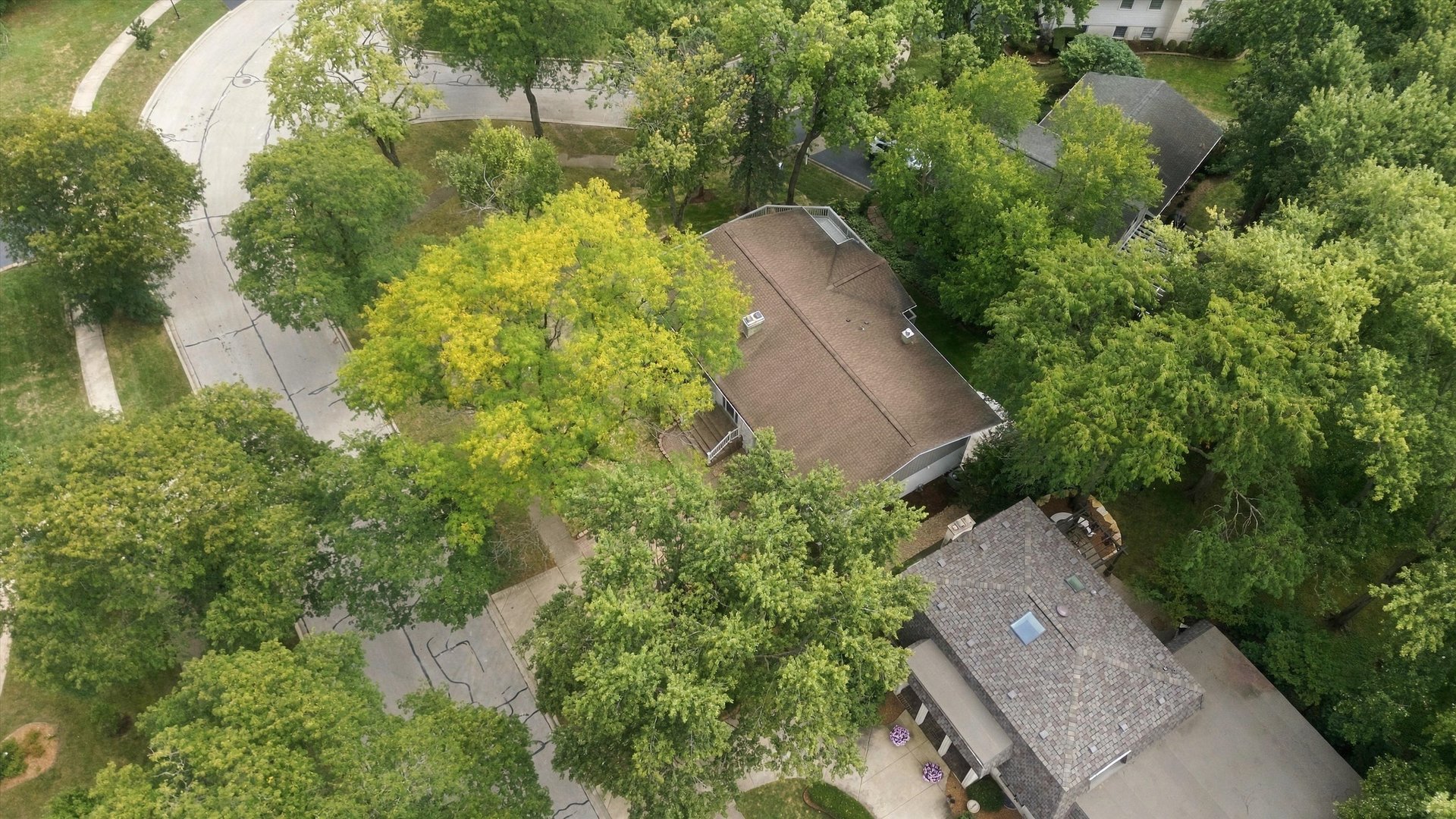 main property photo 77