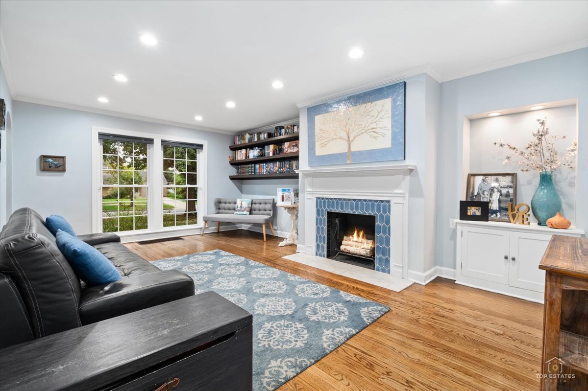 main property photo 6