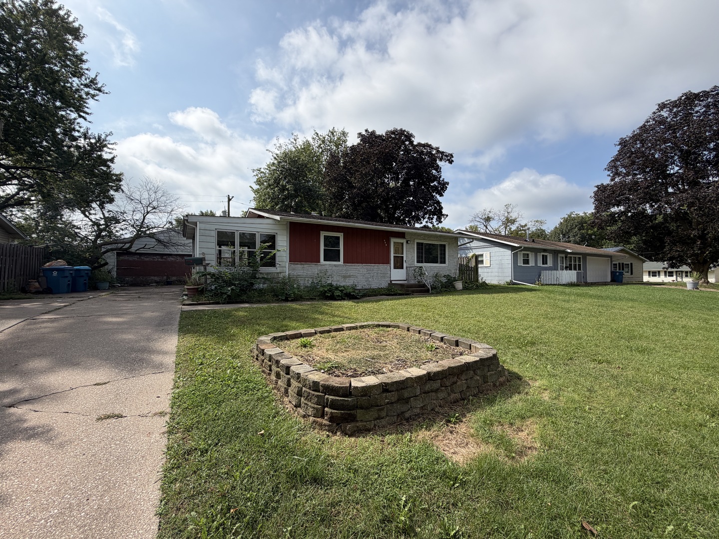 property viewer photo 2