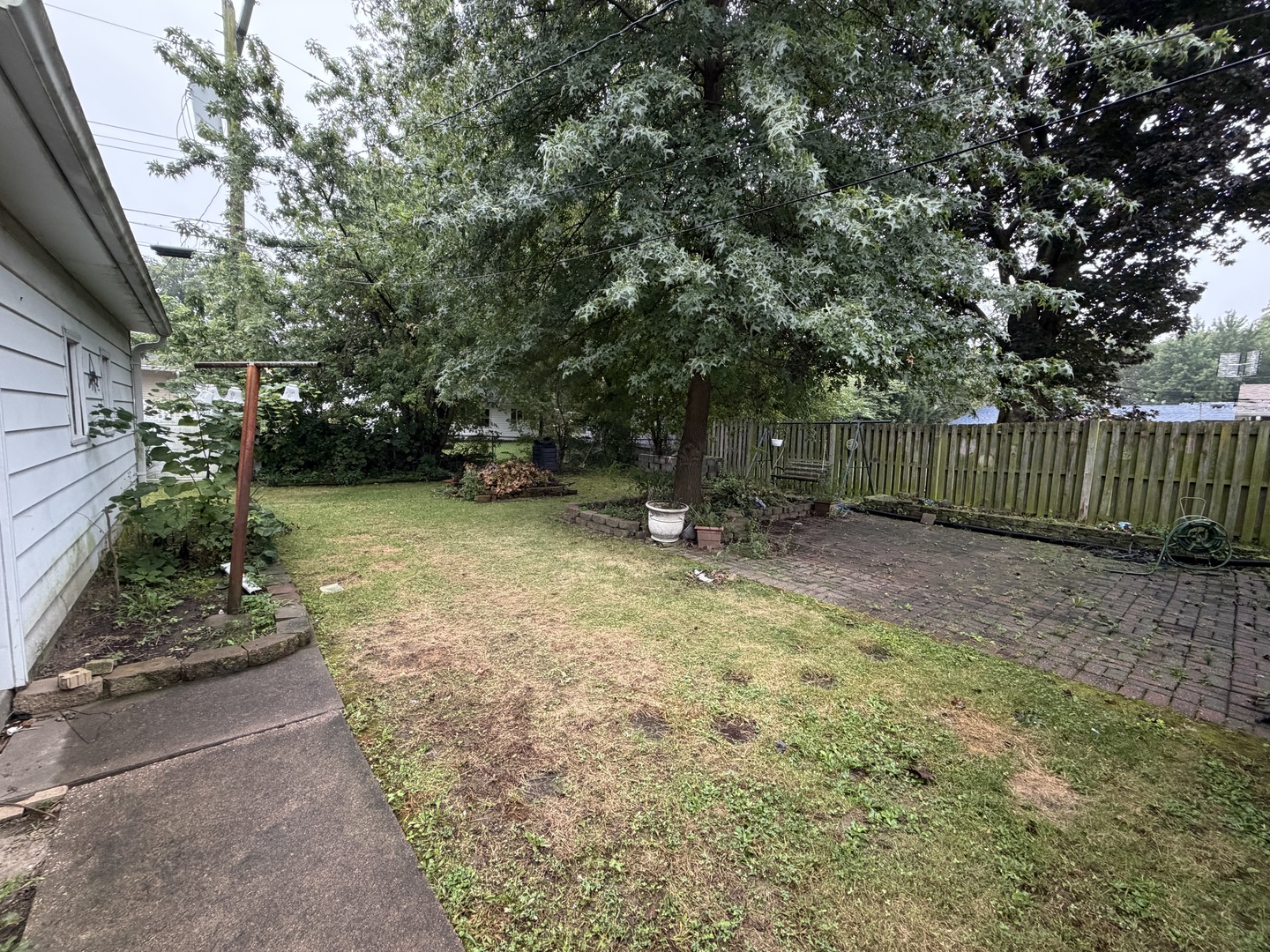 property viewer photo 3