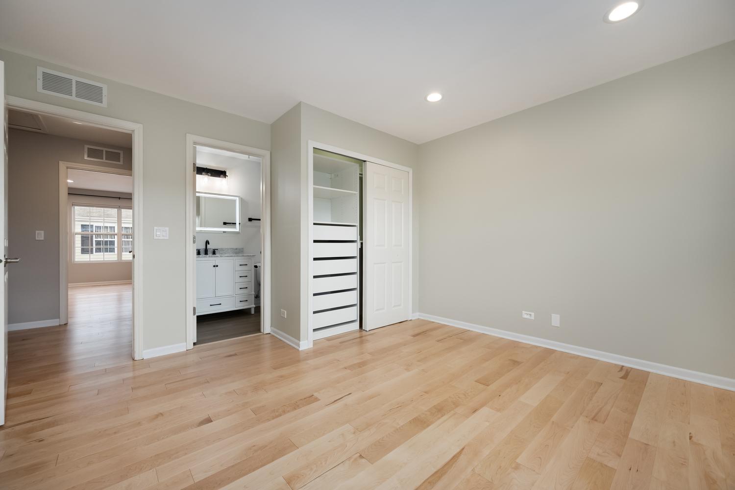property viewer photo 14