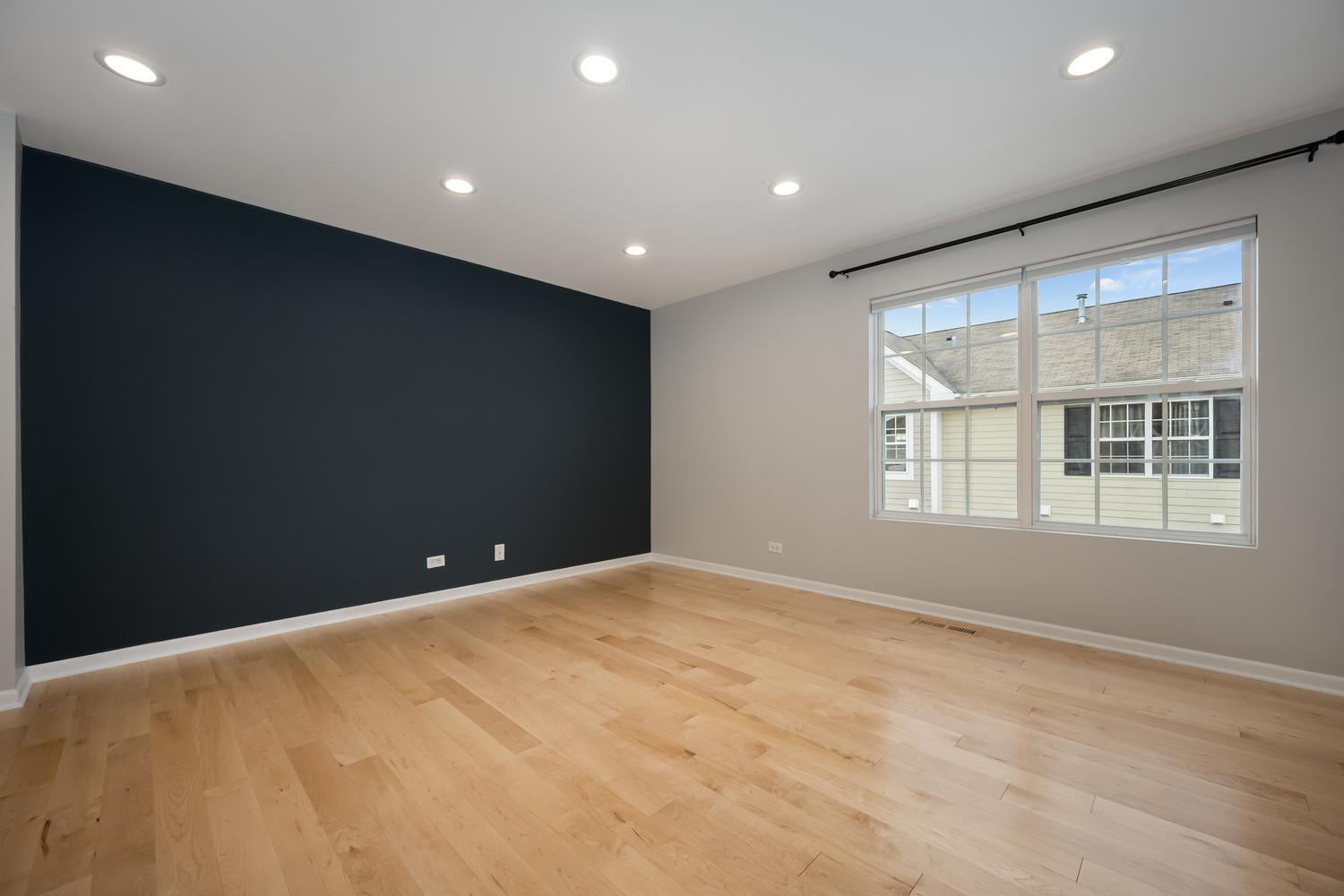 property viewer photo 16