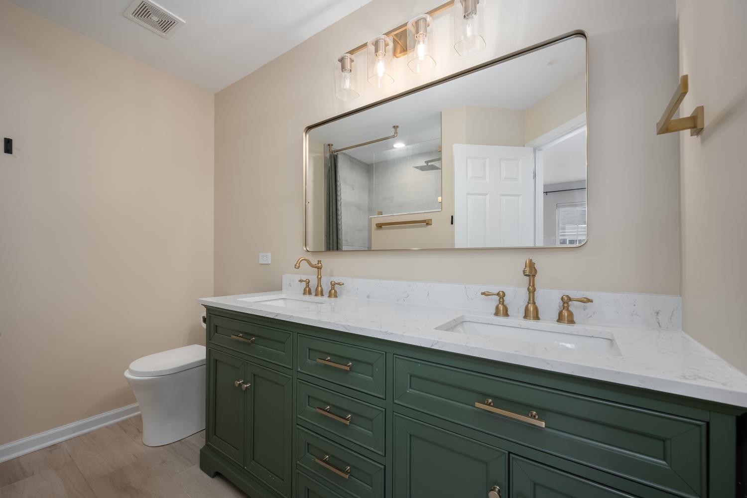property viewer photo 18