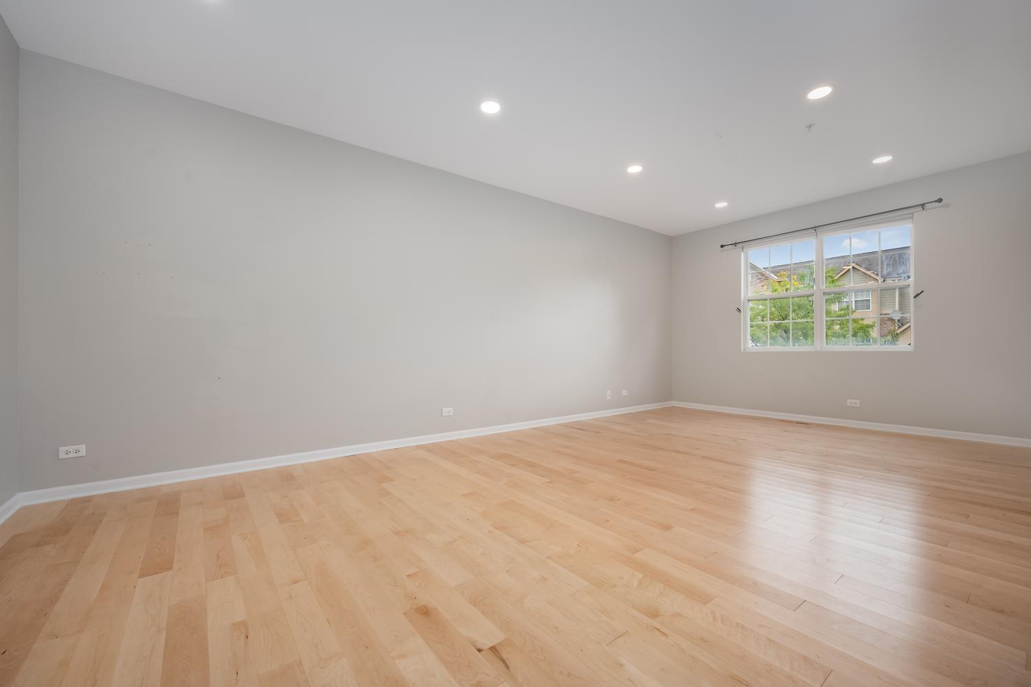 property viewer photo 3