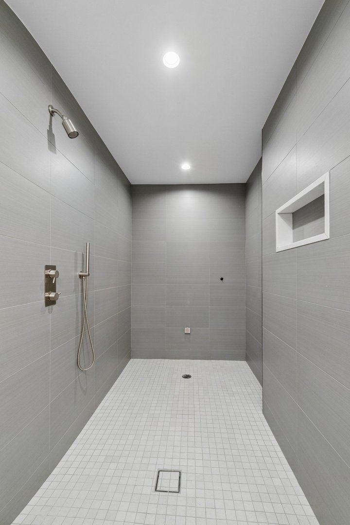 main property photo 66