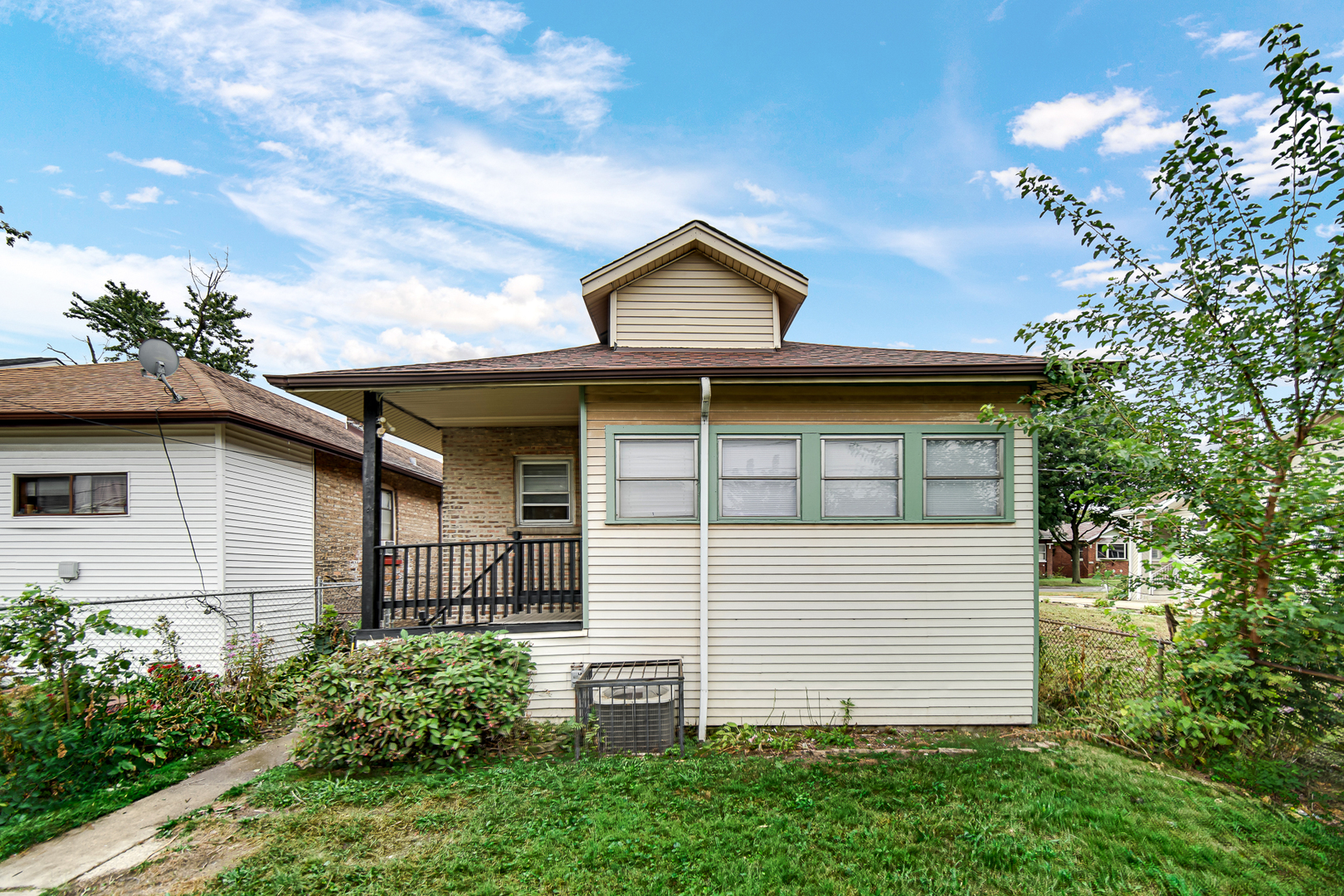 main property photo 17