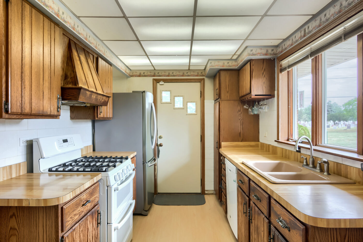 main property photo 5