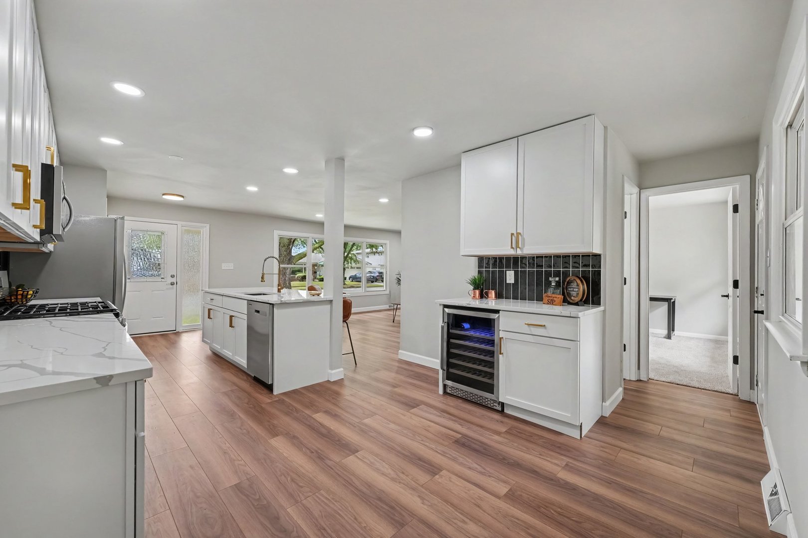 property viewer photo 11