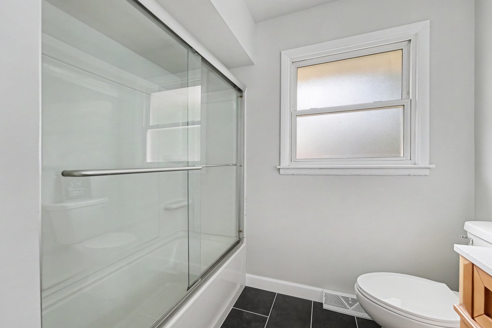 property viewer photo 16