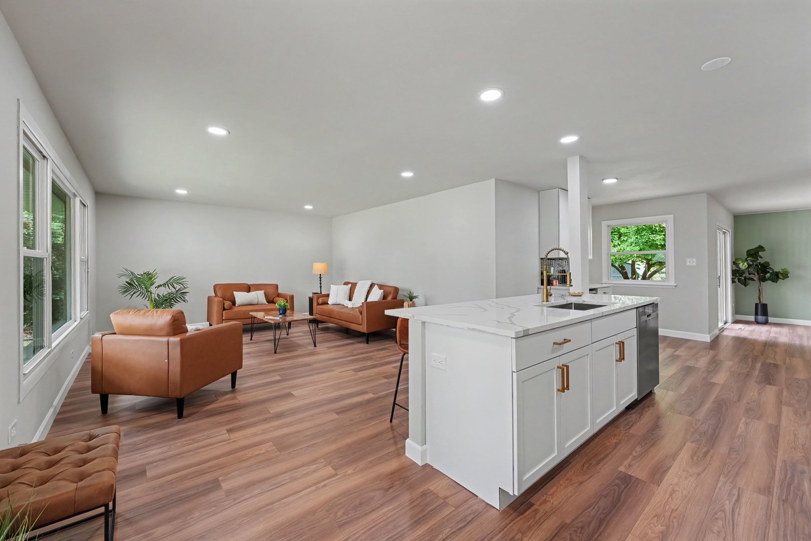property viewer photo 6
