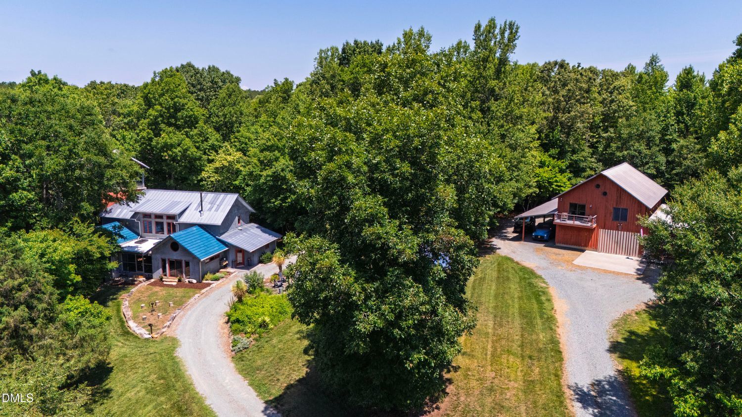 main property photo 0