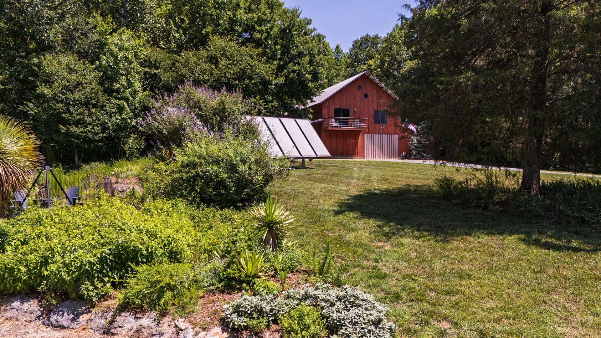 main property photo 51
