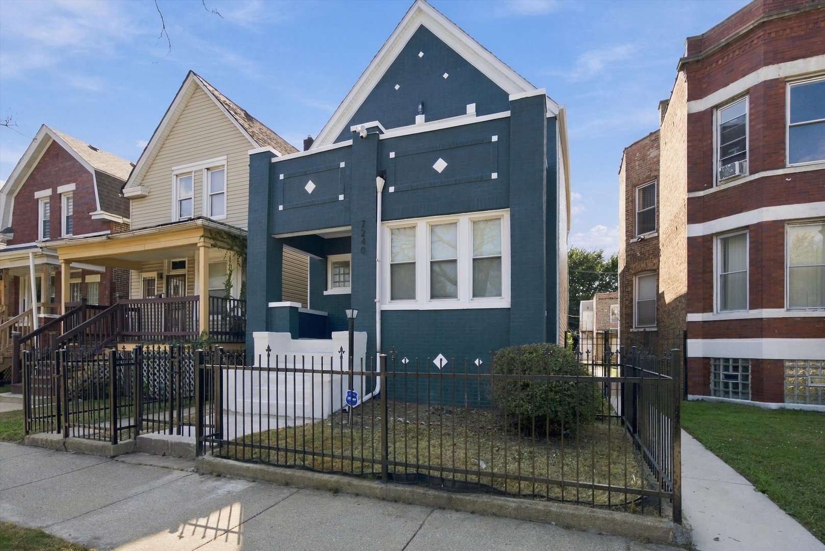 main property photo 32