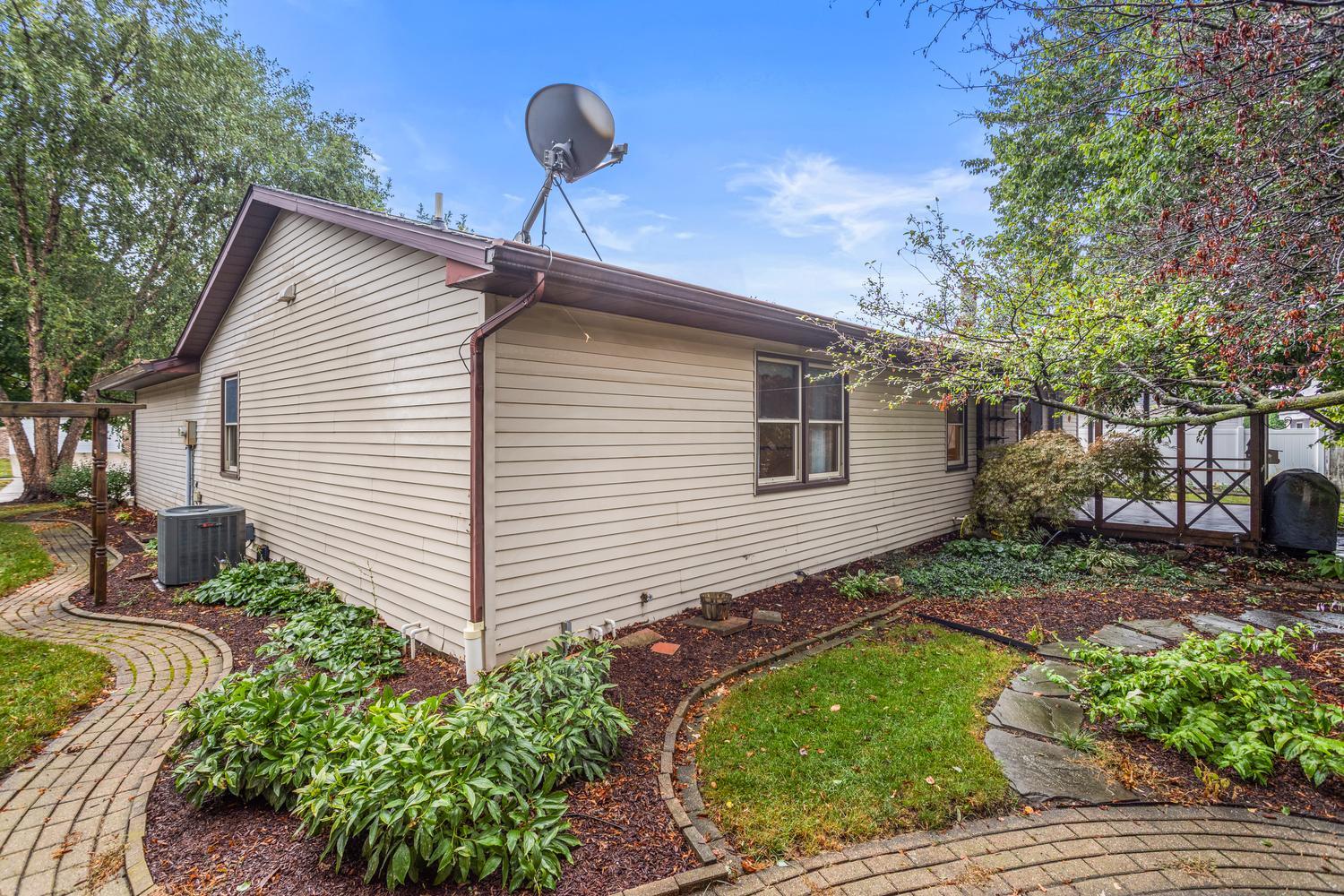 main property photo 3
