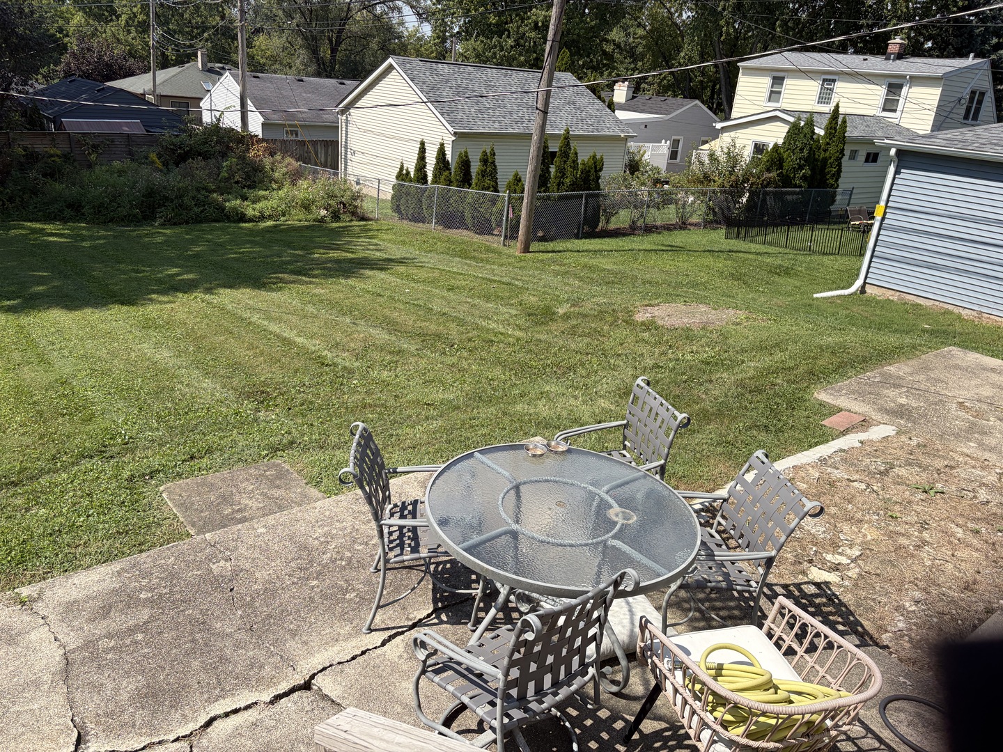 main property photo 10
