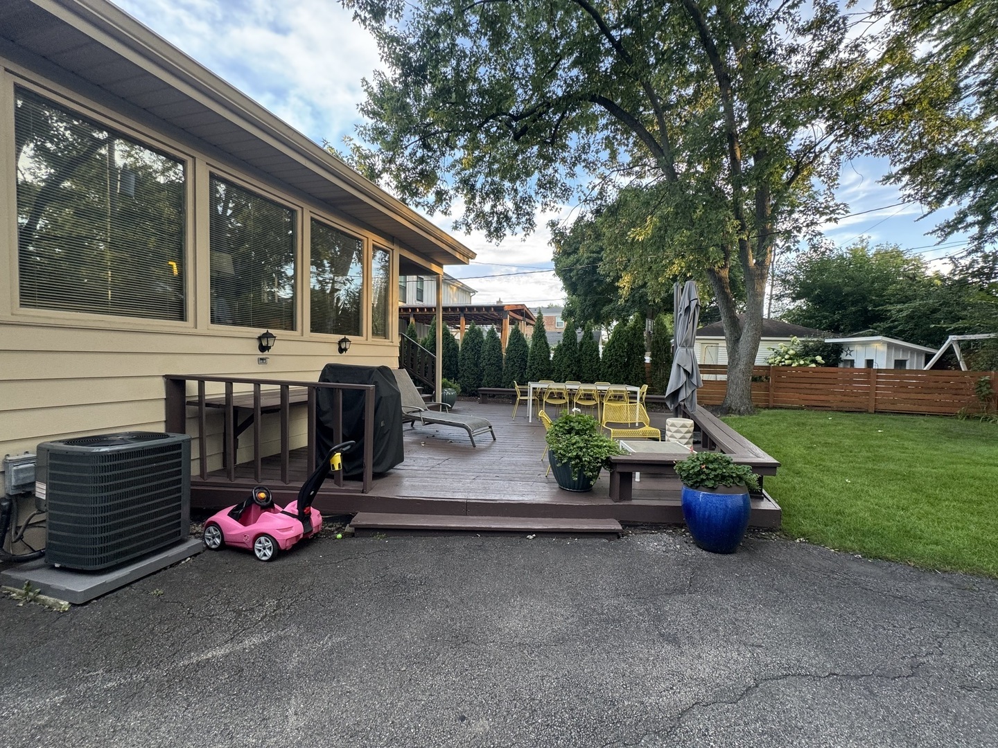 main property photo 33