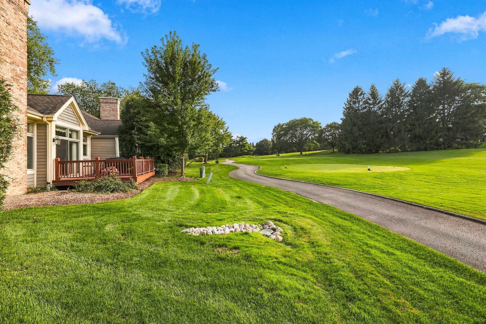 main property photo 45