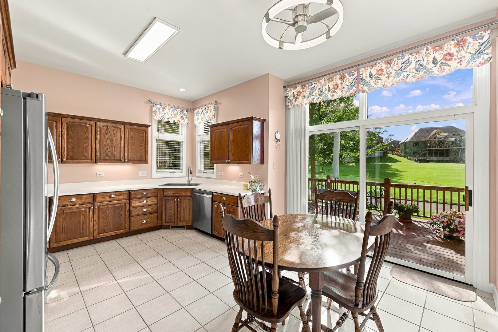 main property photo 9