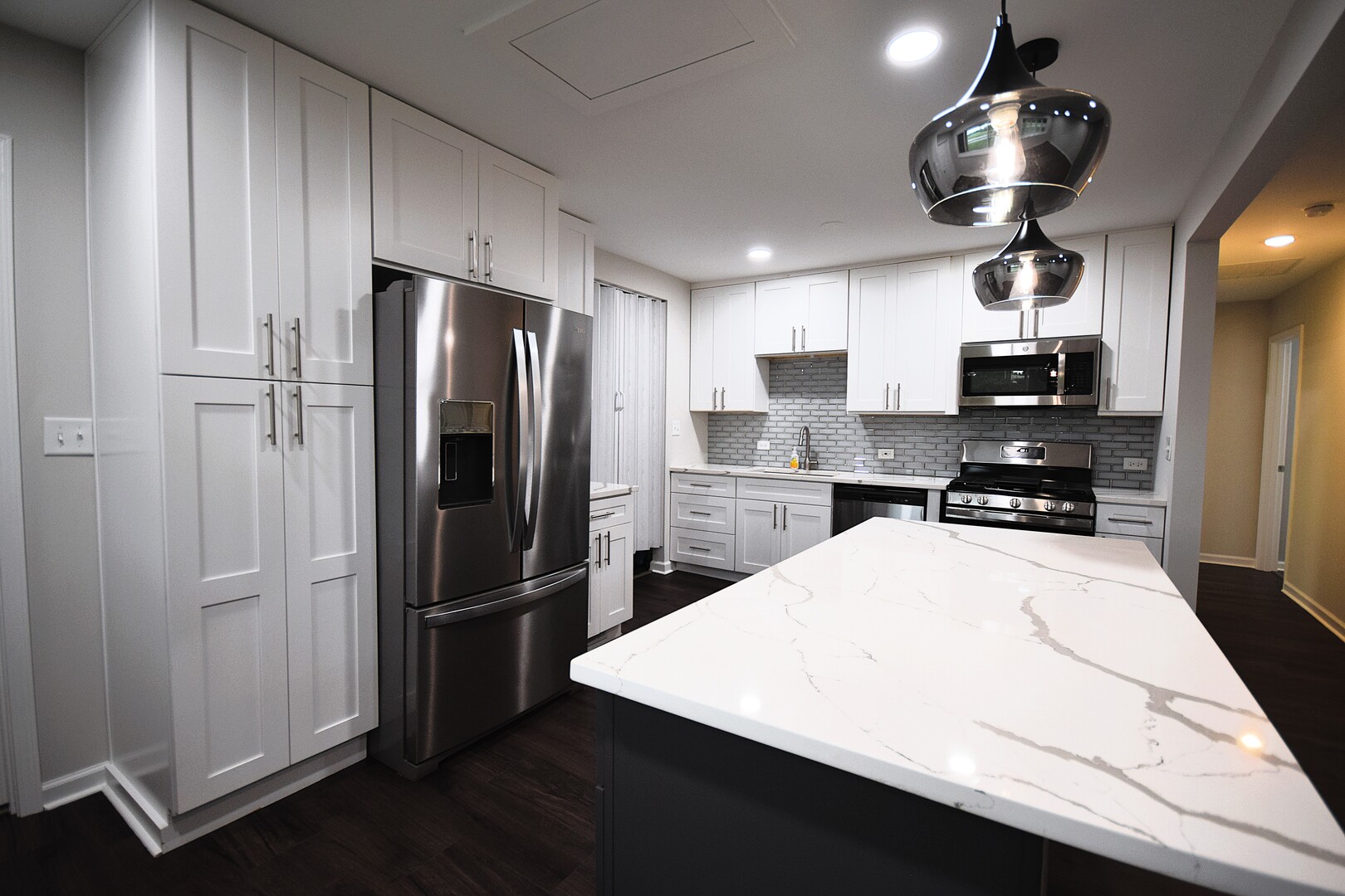property viewer photo 6