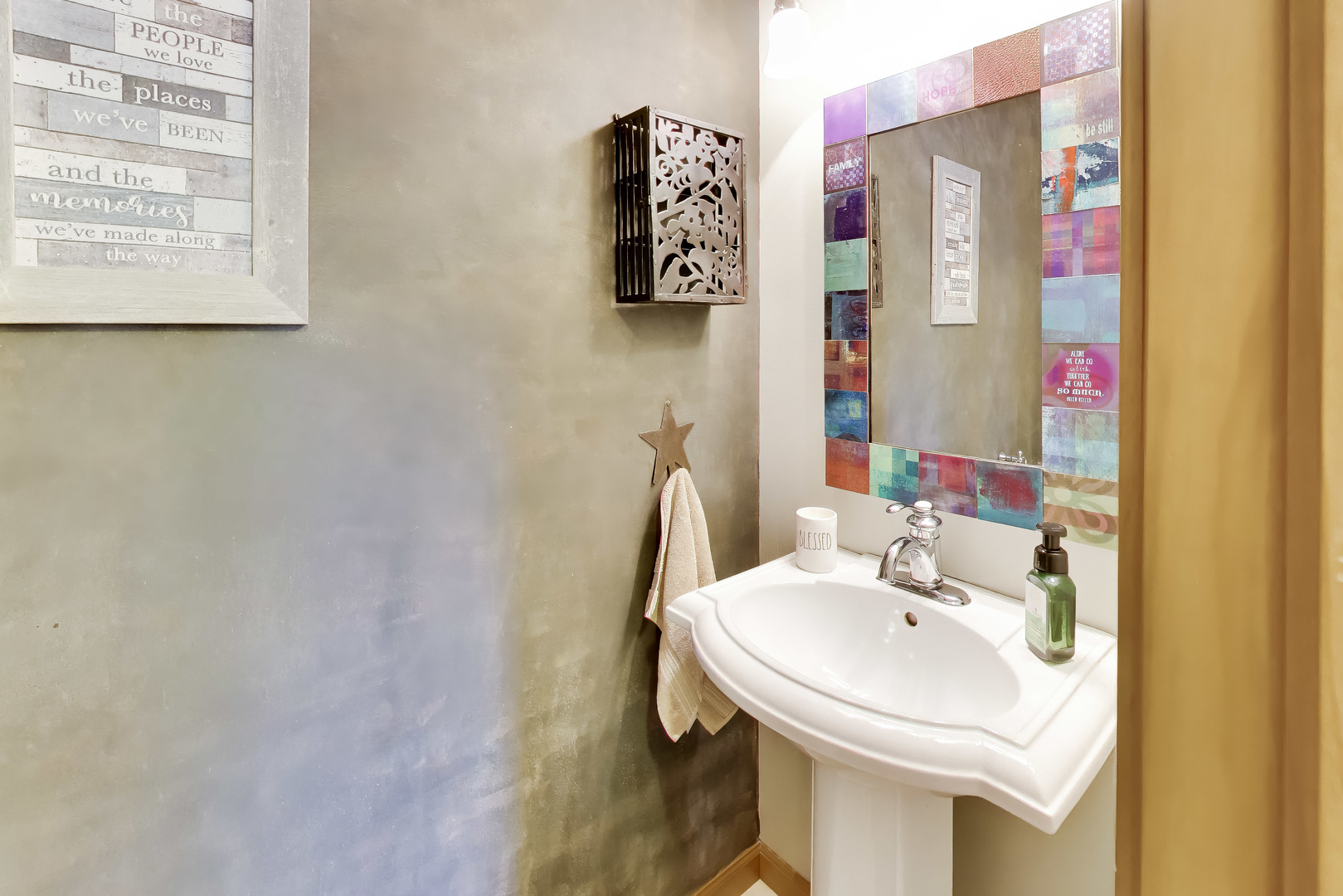 main property photo 18