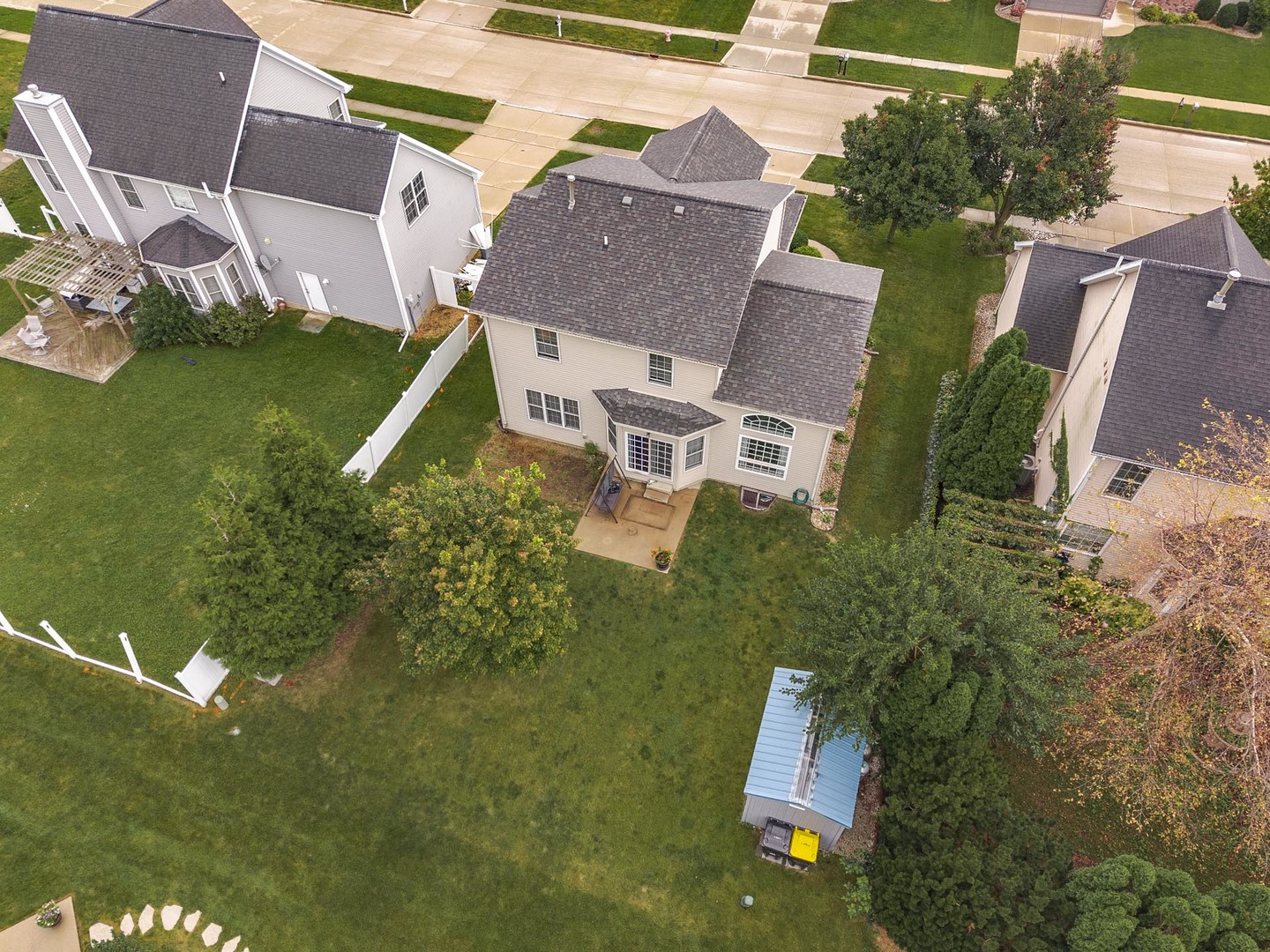 main property photo 33
