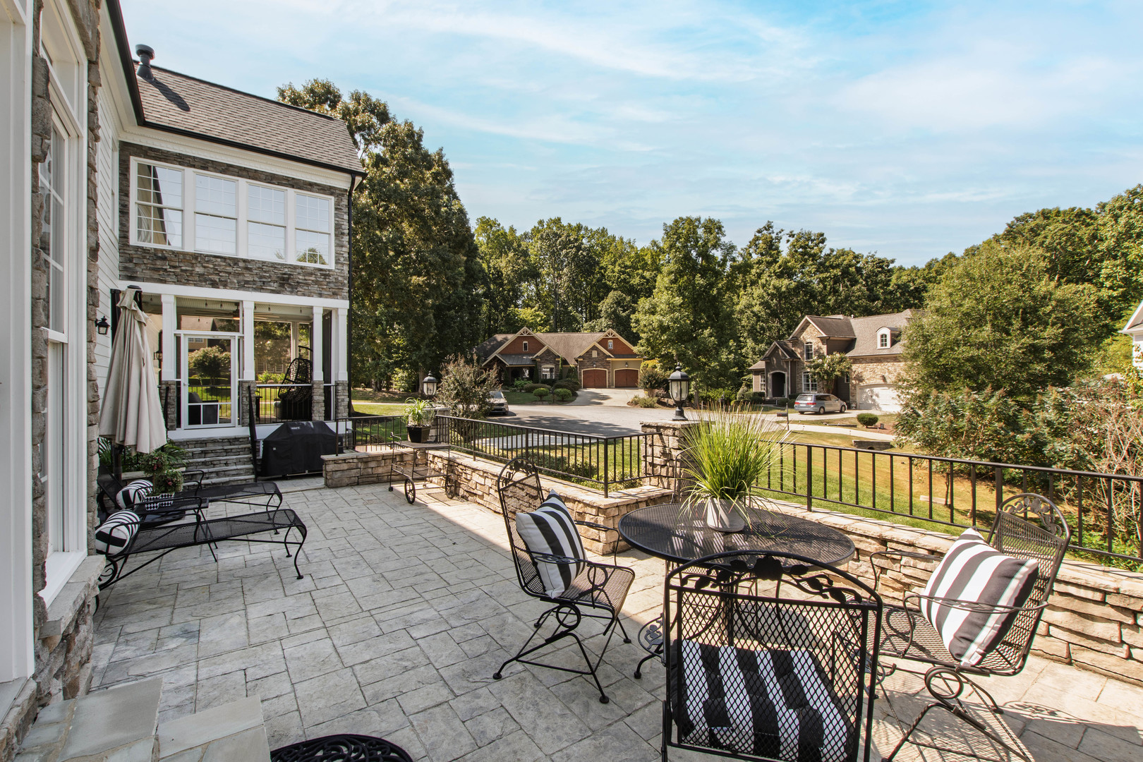 main property photo 44