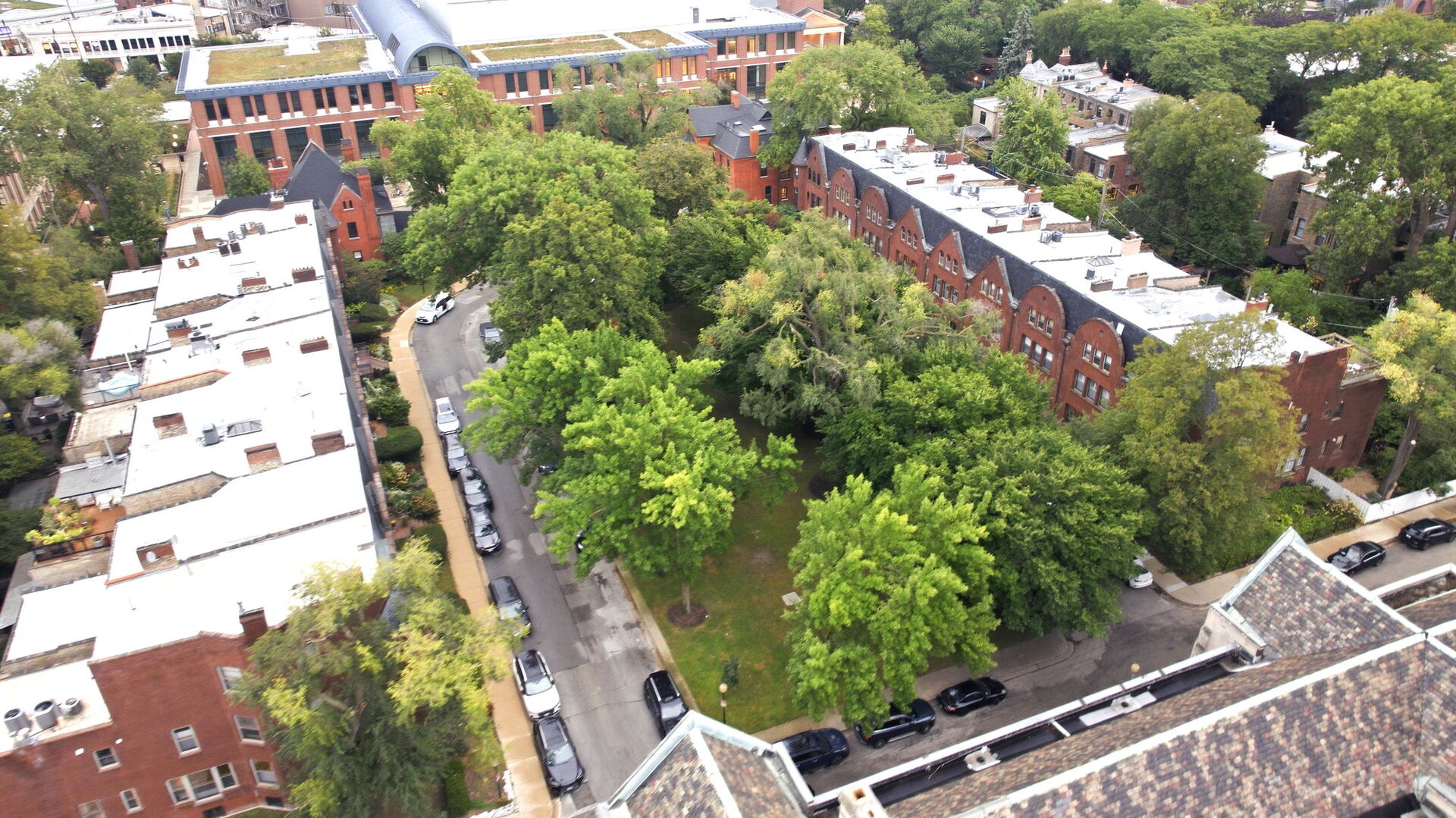 main property photo 33