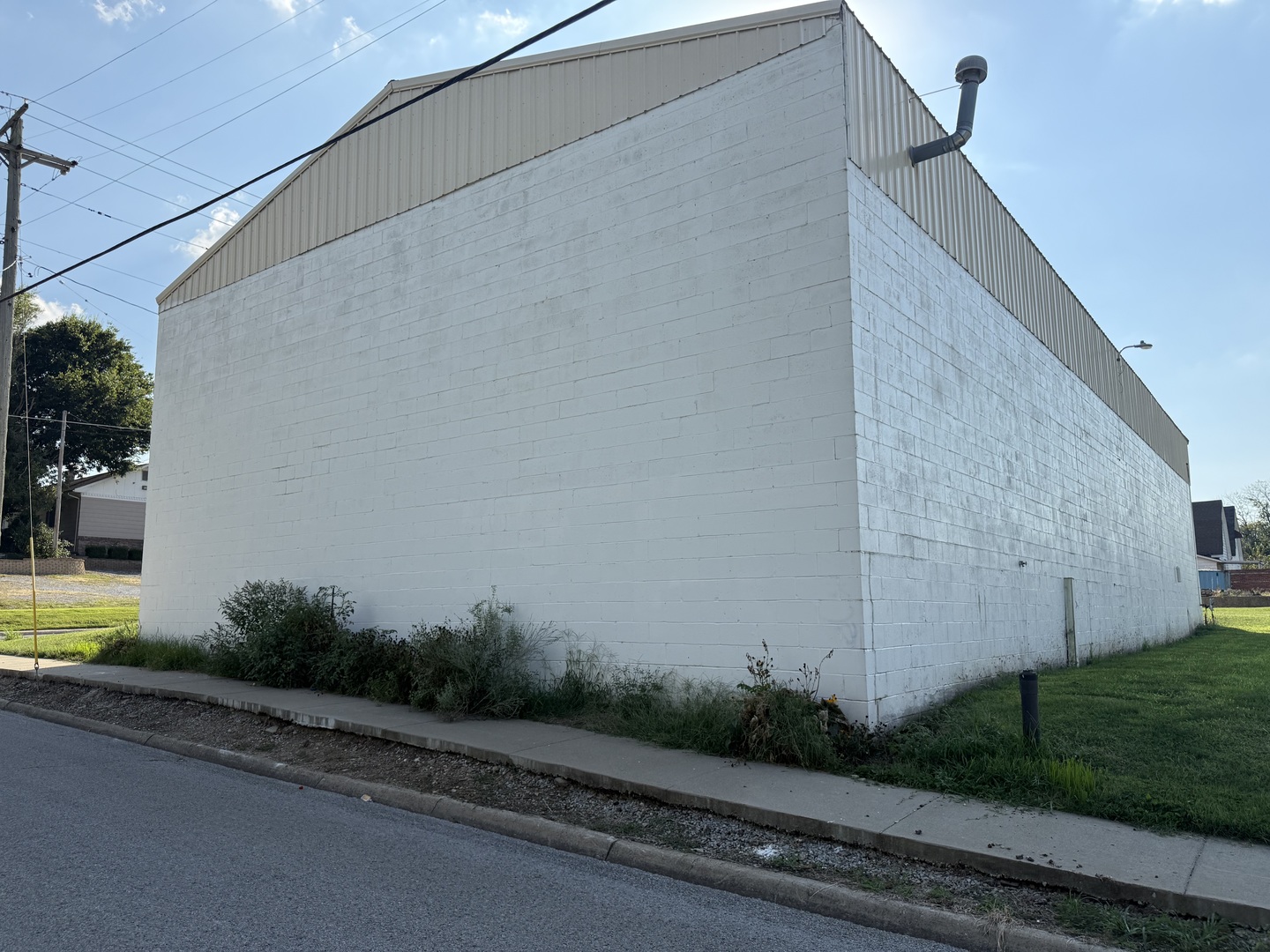 main property photo 16