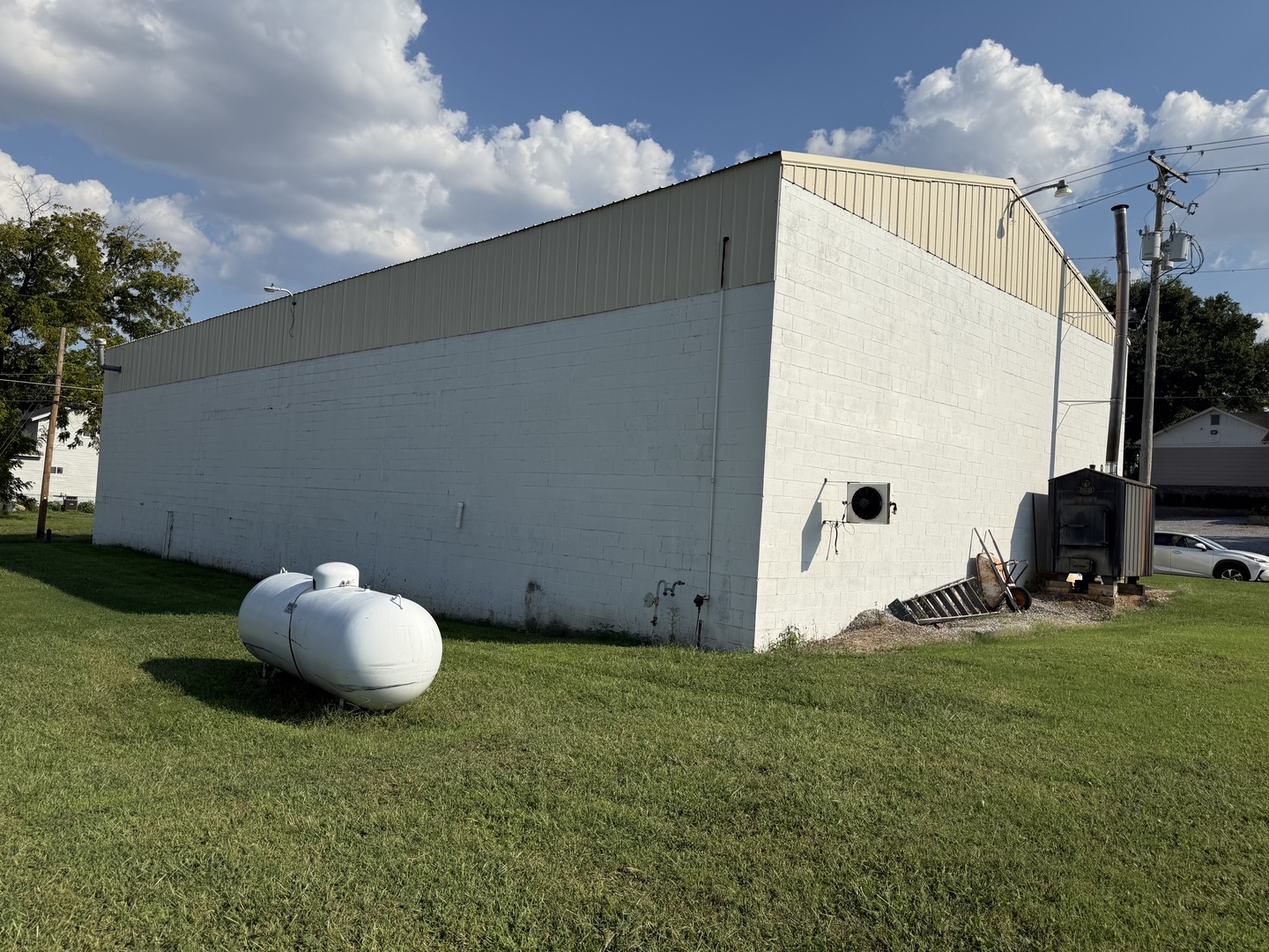 main property photo 5