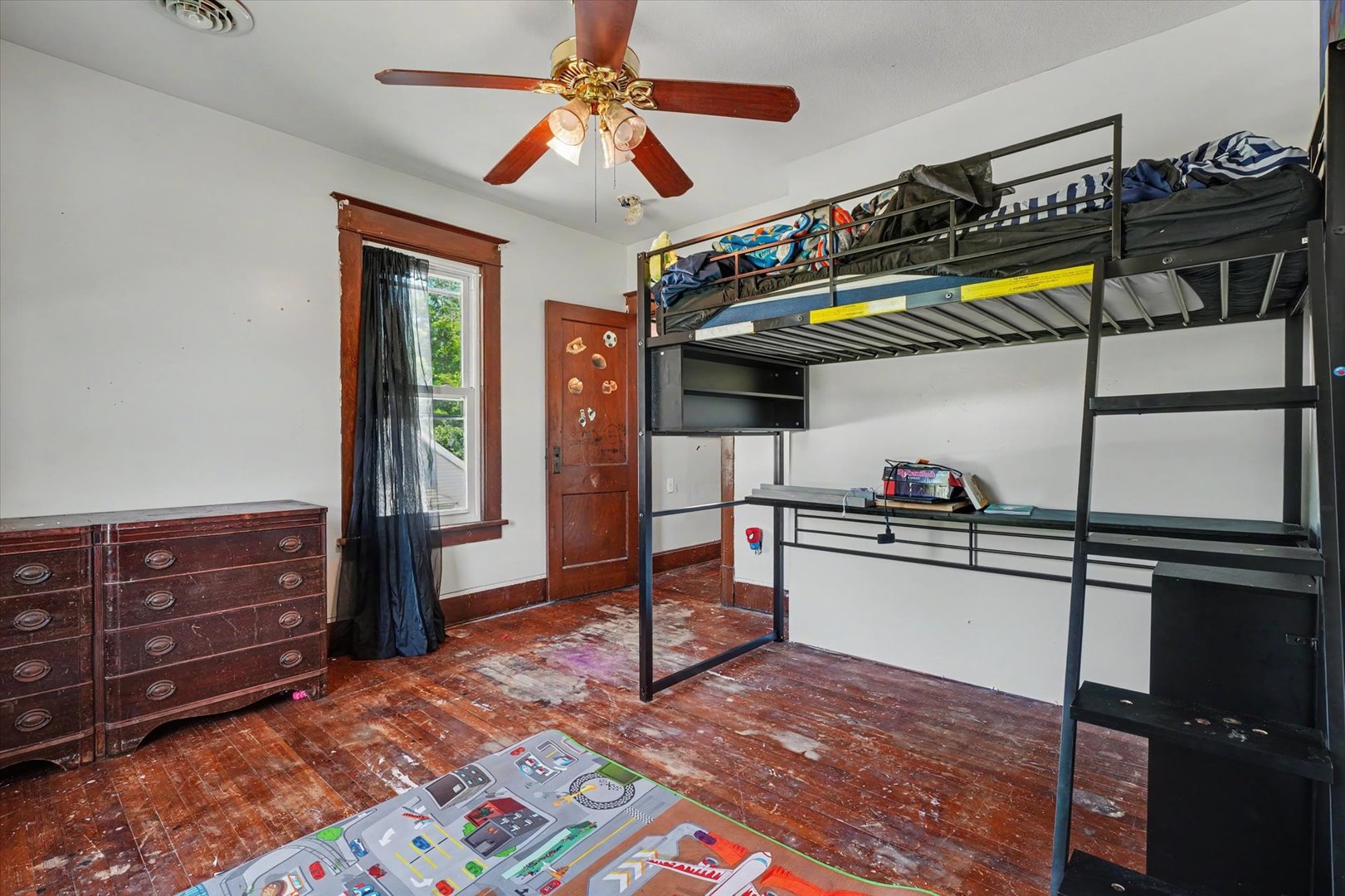 main property photo 19
