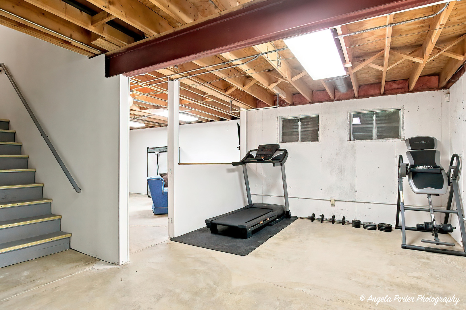 main property photo 31