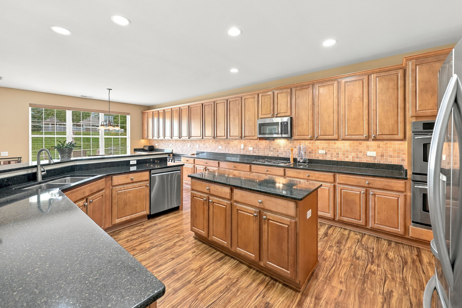 main property photo 21