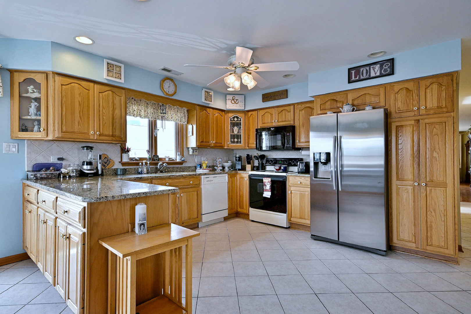 main property photo 11