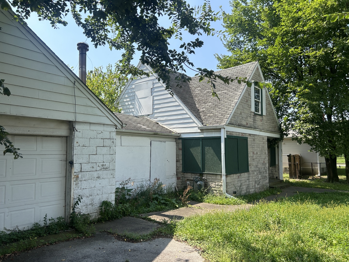 main property photo 3