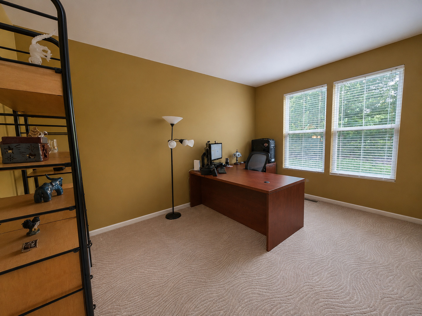 main property photo 14