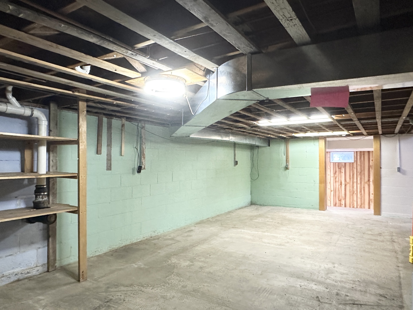 main property photo 37