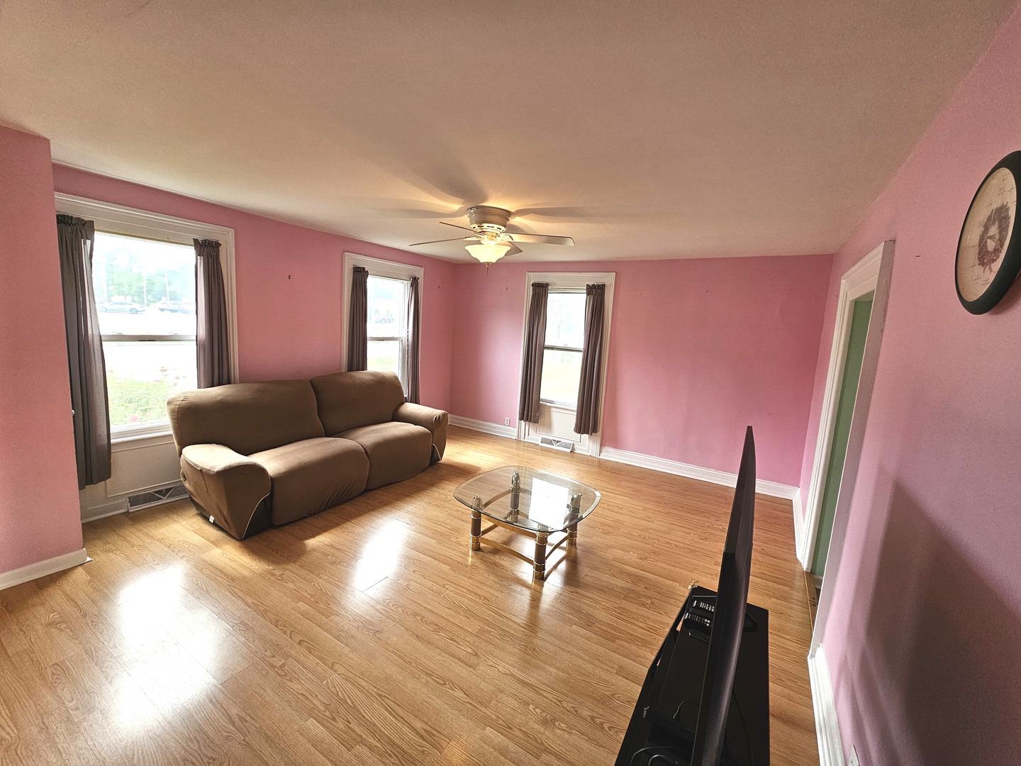 main property photo 2