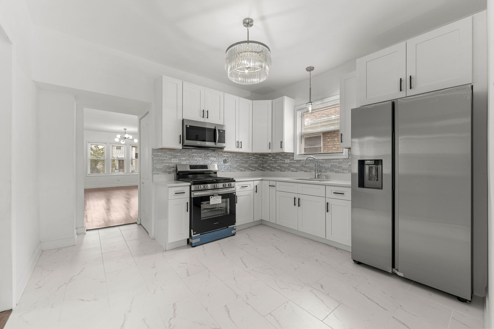 property viewer photo 7