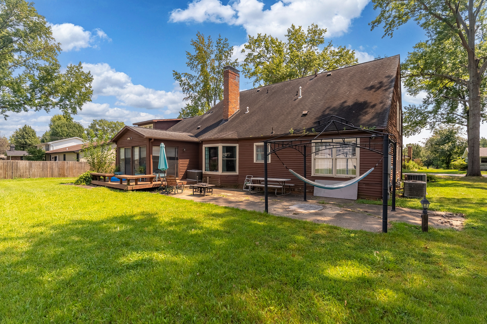 main property photo 46