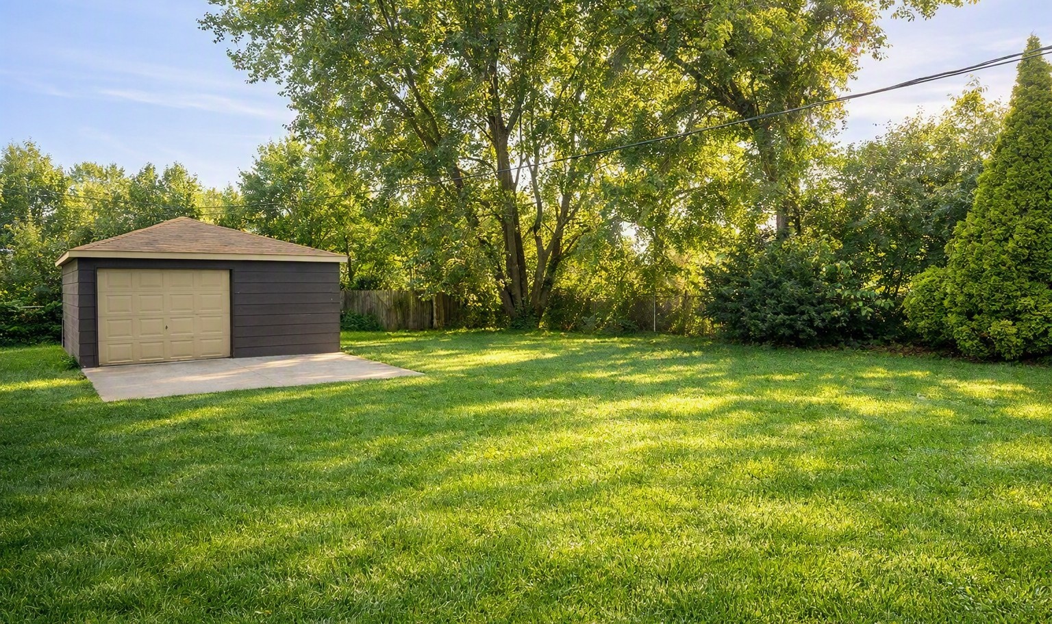 main property photo 12